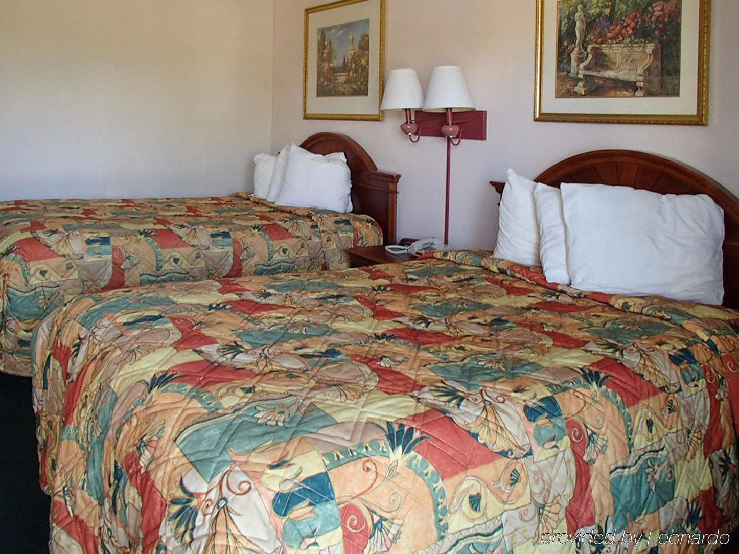 Rodeway Inn Leesburg Chain Of Lakes المظهر الخارجي الصورة