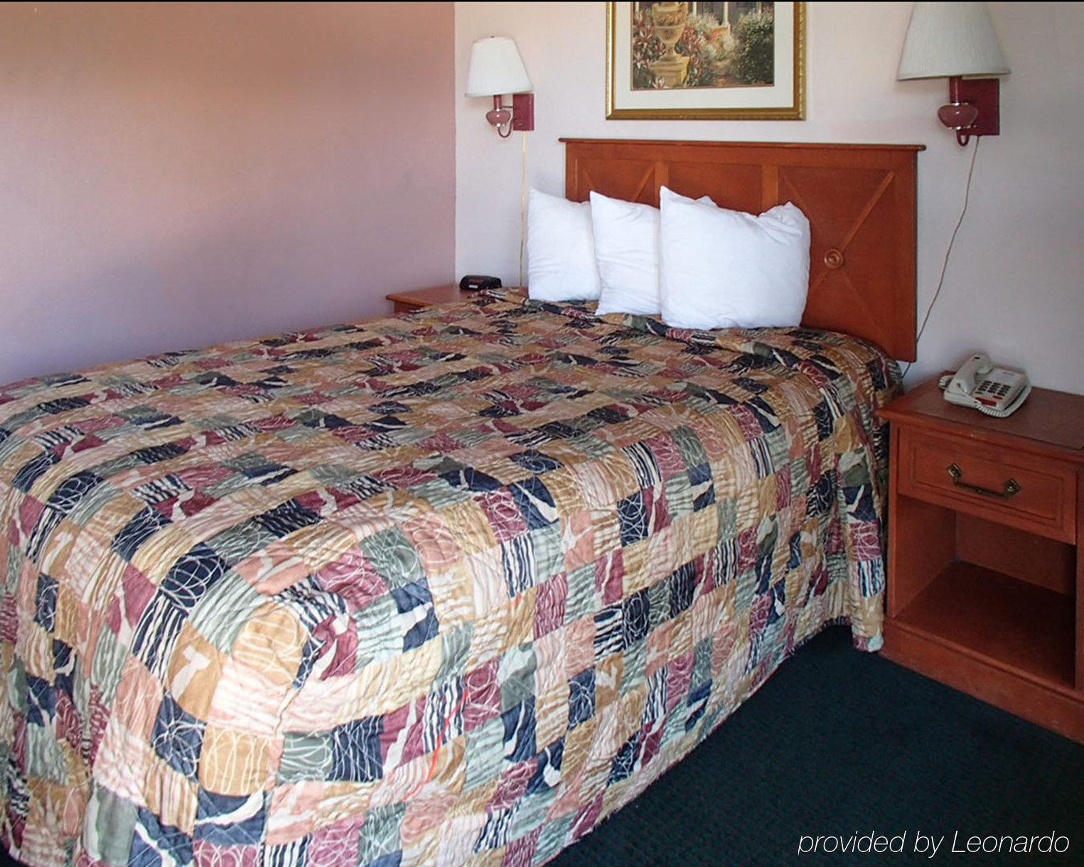 Rodeway Inn Leesburg Chain Of Lakes المظهر الخارجي الصورة